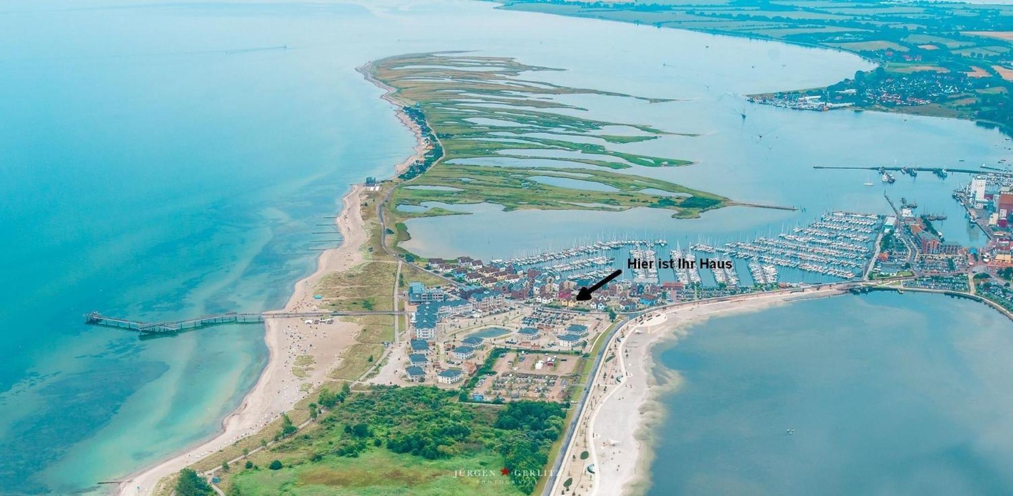 Ostsee - Reetdachhaus Nr 7 "Haddock" Im Strand Resort Heiligenhafen Esterno foto