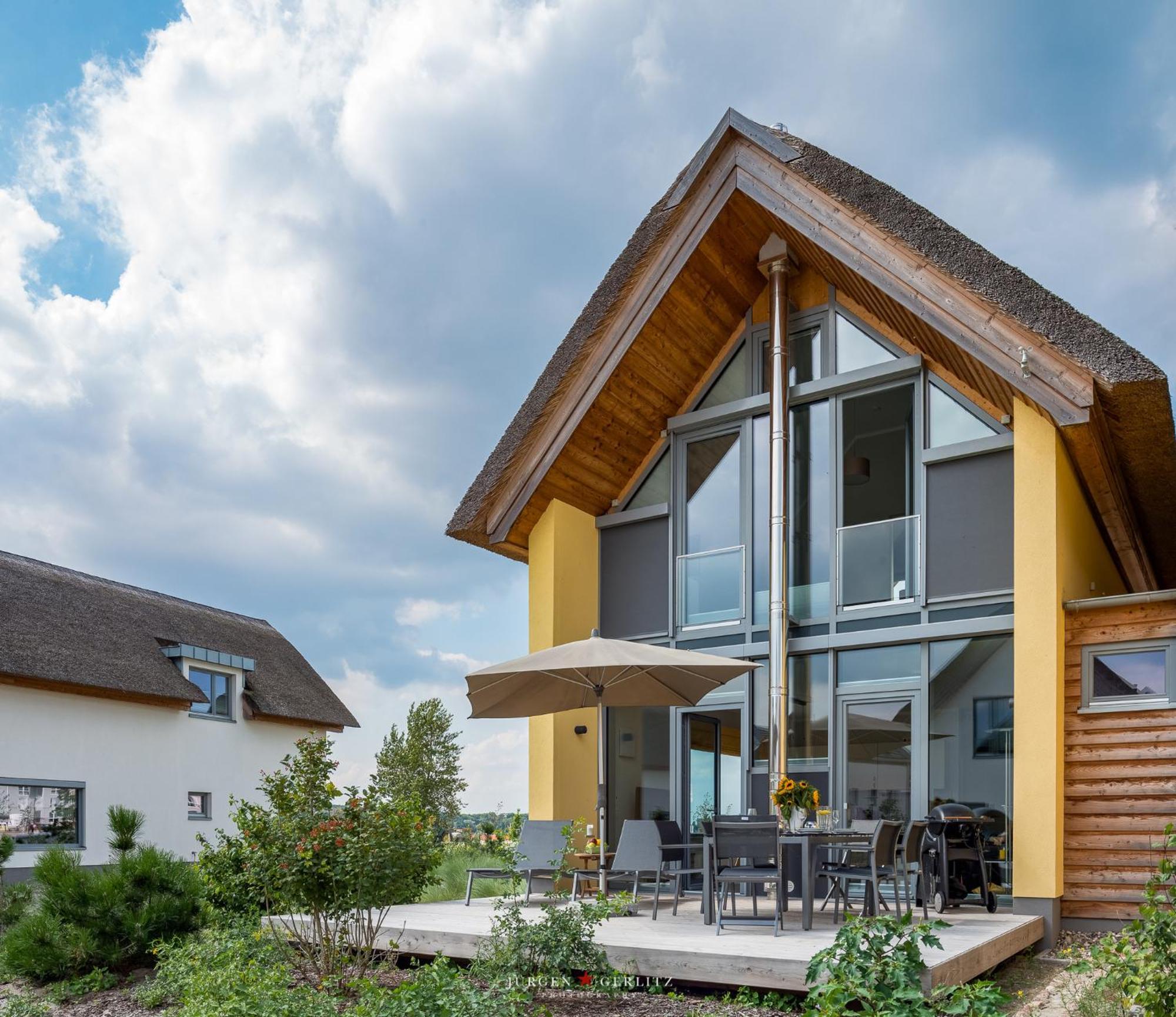 Ostsee - Reetdachhaus Nr 7 "Haddock" Im Strand Resort Heiligenhafen Esterno foto